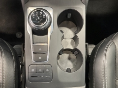 Used 2022  Ford Escape Titanium AWD at Maxx Loans near St&period; Adrian&comma; MI