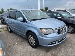 Used 2013 Chrysler Town & Country 4d Wagon Touring at Suburban Ford of Sterling Heights near Sterling Heights, MI
