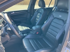 Used 2017 Volkswagen Golf R 4-Door DSG w/DCC/Nav at Maxx Loans near ,