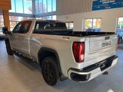 Used 2022  GMC Sierra 1500 4WD Crew Cab Elevation at Maxx Loans near St. Adrian, MI