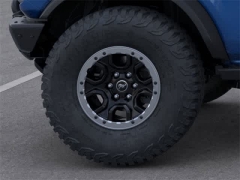 New 2024 Ford Bronco Big Bend 2 Door 4x4 at Suburban Ford of Sterling Heights near Sterling Heights, MI