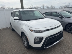 Used 2022  Kia Soul LX IVT at Maxx Loans near St&period; Adrian&comma; MI