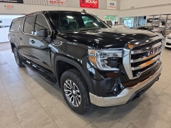Used 2019  GMC Sierra 1500 4WD Crew Cab 147" SLE at Maxx Loans near St&period; Adrian&comma; MI
