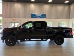 Used 2025 Ford Super Duty F-250 SRW LARIAT 4WD Crew Cab 6.75' Box at Suburban Ford of Sterling Heights near Sterling Heights, MI