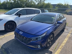 Used 2023  Hyundai Elantra Limited IVT at Maxx Loans near St&period; Adrian&comma; MI
