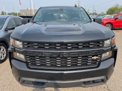 Used 2020 Chevrolet Silverado 1500 4WD Crew Cab 147" Custom at Suburban Ford of Sterling Heights near Sterling Heights, MI