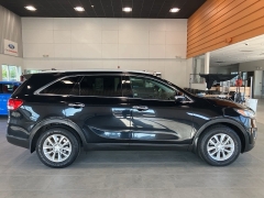 Used 2016 Kia Sorento FWD 4dr 2.4L LX at Suburban Ford of Sterling Heights near Sterling Heights, MI