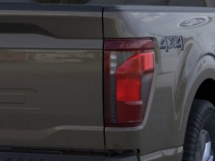 New 2025 Ford F-150 XLT 4WD SuperCrew Box at Suburban Ford of Sterling Heights near Sterling Heights, MI