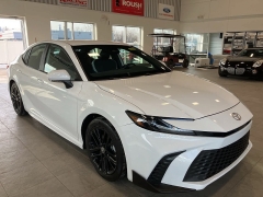 Used 2025  Toyota Camry &lpar;Natl&rpar; at Maxx Loans near St&period; Adrian&comma; MI