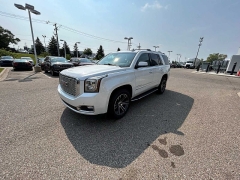 Used 2017 GMC Yukon 4d SUV 4WD Denali at Suburban Ford of Sterling Heights near Sterling Heights, MI