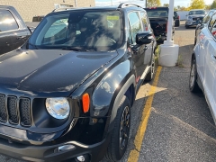 Used 2023  Jeep Renegade Trailhawk 4x4 at Maxx Loans near St. Adrian, MI
