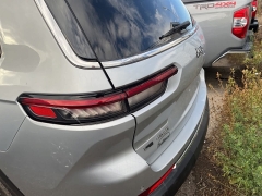 Used 2021 Jeep Grand Cherokee L Limited 4x4 at Suburban Ford of Sterling Heights near Sterling Heights, MI