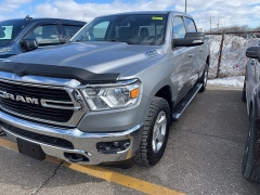 Used 2019  Ram 1500 Big Horn&sol;Lone Star 4x4 Crew Cab 5'7" Box at Maxx Loans near St&period; Adrian&comma; MI