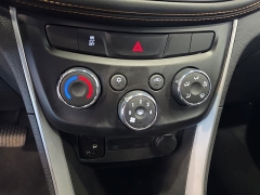 Used 2021  Chevrolet Trax FWD 4dr LT at Maxx Loans near St&period; Adrian&comma; MI