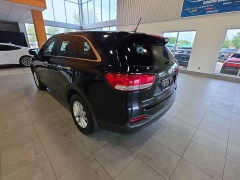 Used 2018  Kia Sorento L FWD at Maxx Loans near St&period; Adrian&comma; MI