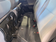 Used 2020  Toyota Tacoma 4WD Double Cab 6' Bed V6 AT &lpar;Natl&rpar; at Maxx Loans near St&period; Adrian&comma; MI
