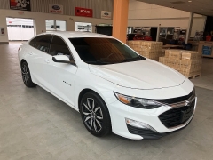 Used 2020 Chevrolet Malibu 4d Sedan RS at Maxx Loans near ,