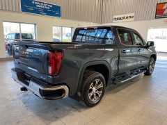 Used 2019  GMC Sierra 1500 4WD Crew Cab 147" SLE at Maxx Loans near St&period; Adrian&comma; MI