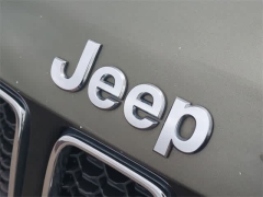 Used 2018 Jeep Compass Latitude 4x4 at Suburban Ford of Sterling Heights near Sterling Heights, MI
