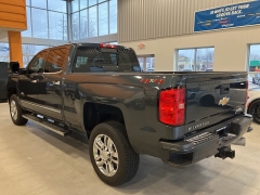 Used 2018  Chevrolet Silverado 2500HD 4WD Crew Cab 153" High Country at Maxx Loans near St&period; Adrian&comma; MI