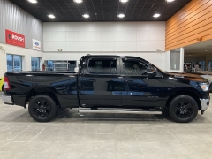 Used 2022  Ram 1500 Big Horn 4x4 Crew Cab 6'4" Box at Maxx Loans near St&period; Adrian&comma; MI
