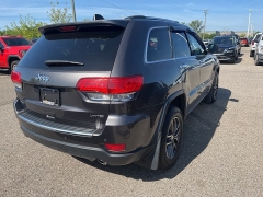 Used 2017 Jeep Grand Cherokee Limited 4x4 at Suburban Ford of Sterling Heights near Sterling Heights, MI