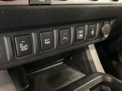 Used 2017 Toyota Tacoma 4WD Double Cab V6 Auto Limited at Maxx Loans near St. Adrian, MI