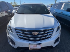 Used 2017 Cadillac XT5 4d SUV AWD Luxury at Suburban Ford of Sterling Heights near Sterling Heights, MI