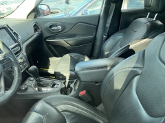 Used 2020  Jeep Cherokee Limited 4x4 at Maxx Loans near St. Adrian, MI