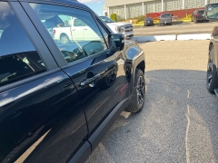 Used 2023  Jeep Renegade Trailhawk 4x4 at Maxx Loans near St. Adrian, MI