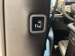 Used 2025  Chrysler Pacifica Select FWD at Maxx Loans near St. Adrian, MI