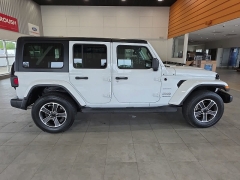 Used 2023  Jeep Wrangler Sahara 4 Door 4x4 at Maxx Loans near St&period; Adrian&comma; MI