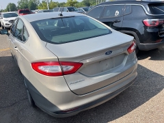 Used 2016 Ford Fusion 4d Sedan SE 2.5L at Suburban Ford of Sterling Heights near Sterling Heights, MI
