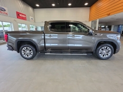Used 2019  GMC Sierra 1500 4WD Crew Cab 147" Denali at Maxx Loans near St&period; Adrian&comma; MI