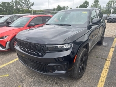 Used 2024  Jeep Grand Cherokee Altitude 4x4 at Maxx Loans near St&period; Adrian&comma; MI