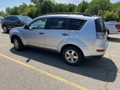 Used 2007 Mitsubishi Outlander 4d SUV 4WD LS at Maxx Loans near St. Adrian, MI