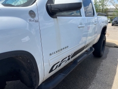 Used 2010 Chevrolet Silverado 1500 4WD Crew Cab LT at Maxx Loans near ,