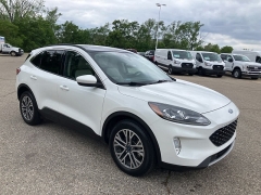 Used 2020 Ford Escape 4d SUV AWD SEL 2.0L at Maxx Loans near ,