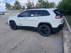 Used 2019 Jeep Cherokee Altitude 4x4 at Maxx Loans near St. Adrian, MI