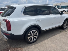 Used 2020 Kia Telluride 4d SUV AWD S at Suburban Ford of Sterling Heights near Sterling Heights, MI