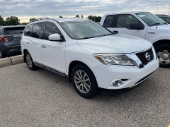 Used 2014  Nissan Pathfinder 4WD 4dr SL at Maxx Loans near St&period; Adrian&comma; MI