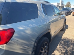 Used 2017 GMC Acadia AWD 4dr SLT w/SLT-1 at Suburban Ford of Sterling Heights near Sterling Heights, MI