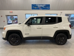 Used 2023  Jeep Renegade Latitude 4x4 at Maxx Loans near St&period; Adrian&comma; MI