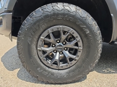 Used 2022  Ford F-150 4WD Raptor SuperCrew 5&period;5' Box at Maxx Loans near St&period; Adrian&comma; MI