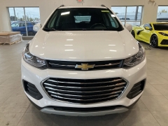 Used 2022  Chevrolet Trax AWD 4dr LT at Maxx Loans near St. Adrian, MI