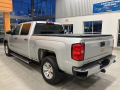 Used 2018  Chevrolet Silverado 1500 4WD Crew Cab at Maxx Loans near St&period; Adrian&comma; MI