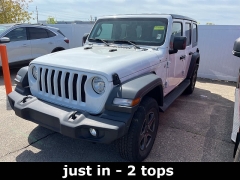Used 2018 Jeep Wrangler Unlimited Sport S 4x4 at Suburban Ford of Sterling Heights near Sterling Heights, MI