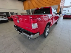 Used 2019  Ram 1500 Big Horn&sol;Lone Star 4x4 Crew Cab 5'7" Box at Maxx Loans near St&period; Adrian&comma; MI