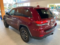Used 2020  Jeep Grand Cherokee 4d SUV 4WD Trailhawk V8 at Maxx Loans near St. Adrian, MI