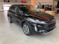 Used 2022 Ford Escape SEL AWD at Suburban Ford of Sterling Heights near Sterling Heights, MI